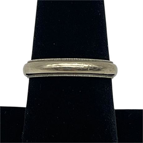 14k White Gold Wedding Band