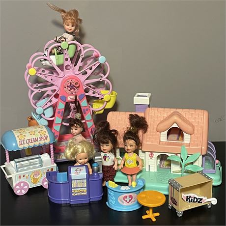 Vtg Lil Kidz Ferris Wheel, Icecream Shop, & House with Dolls & Accessories