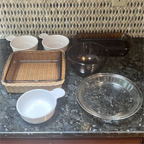 Glass Baking Dishes with 3 Handled Grab it and Go Bowls