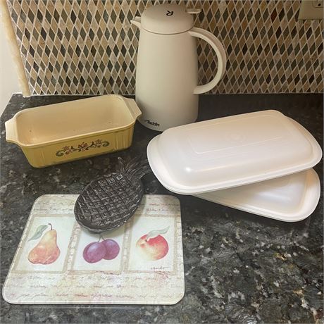 Great Kitchen Items with Vintage Nordic Ware, Alladin and more