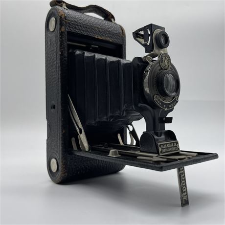 Antique No.1 A Kodak Junior Folding Camera