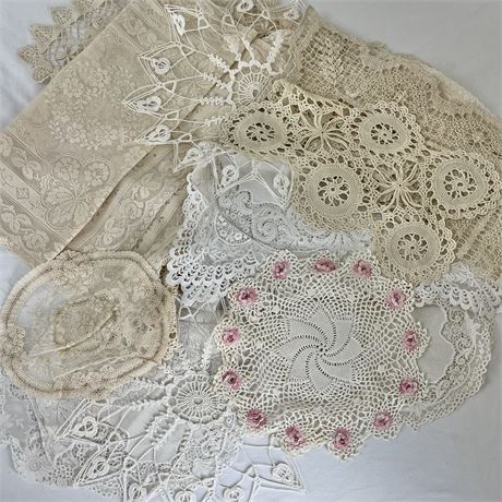 Bundle O' Doily Linens