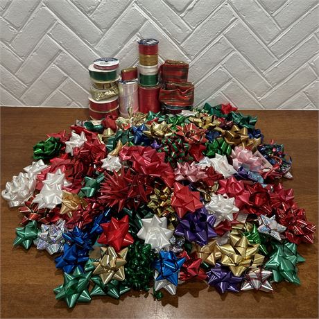 Mountain of Bows and Ribbon