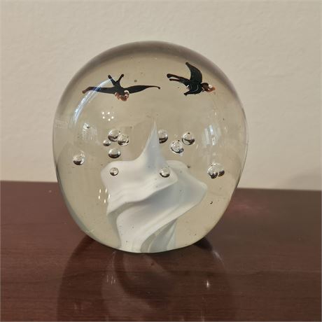 Beautiful Art Glass Paperweight Ball. White Swirl, Clear Bubbles & 2 Birds
