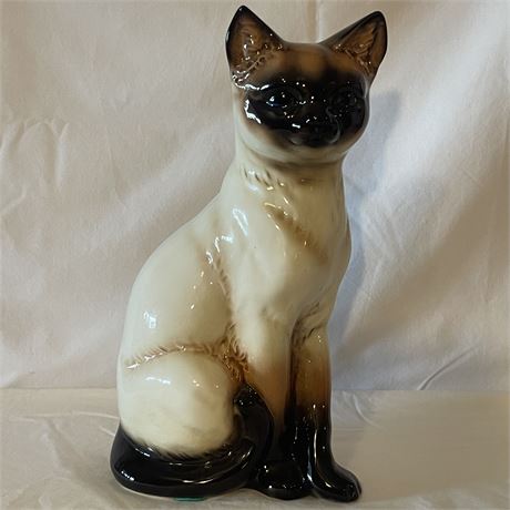 Large Goebel Seated Siamese Cat Figurine No. 3888