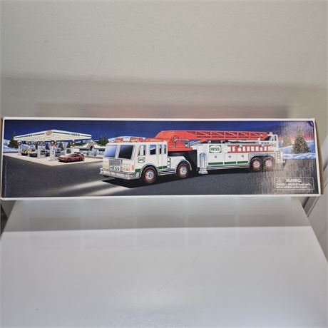 NIB Hess Fire Truck
