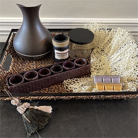 Contemporary Country Styled Decor