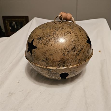 Large, rustic-style jingle bell,