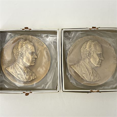 (2) Sealed 1969 US Richard Nixon Presidential Medals