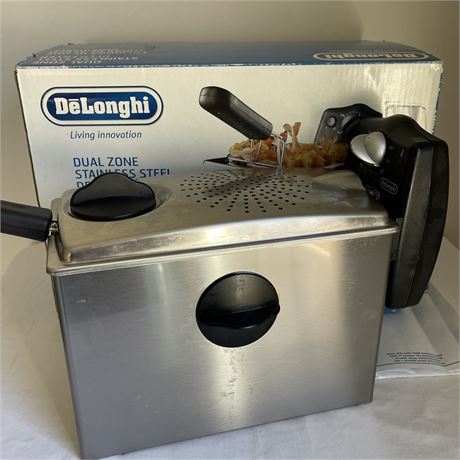 DeLonghi Dual Zone Stainless Steel Deep Fryer w/ Box