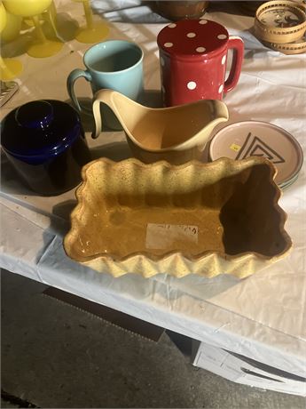 assorted ceramic ware (5 items plus 2 coasters)