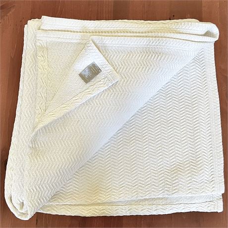 Royal Velvet 100% Egyptian Cotton Luxury Queen Size Blanket