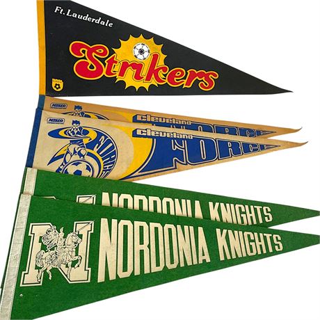 Vtg Strikers/Cleveland Force Soccer Teams & Nordonia Knights HIghschool Pennants
