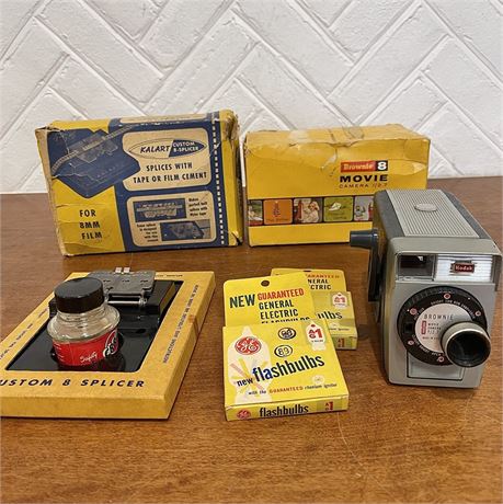 Vtg Kodak Brownie 8mm Movie Camera f/2.7 w/ Custom 8 Splicer & Flashbulbs
