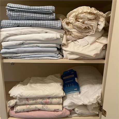 Linen Closet Bedding Cleanout (Twin and Queen)