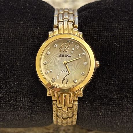 Seiko Tressia Solar Mother of Pearl Diamond Wrist Watch