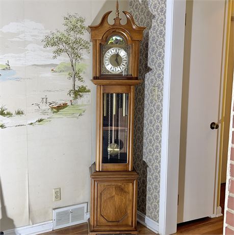 Daneker "Williamsburg" Maple Grandfather Clock w/ COA & Other Paperwork