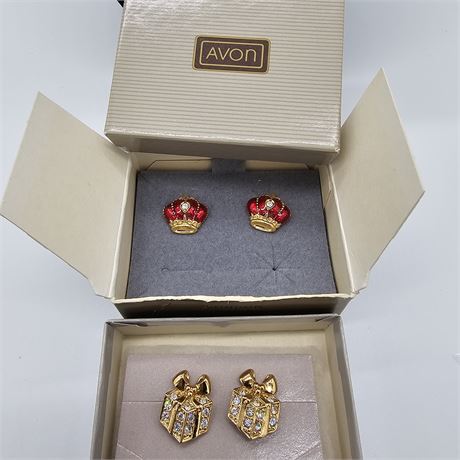 *NOS* (2) Pairs of Christmas AVON Earrings for Pierced Ears in Original Boxes