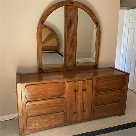 Stanley Furniture Solid Oak 9 Drawer Dresser with Arched Oak and Cane Mirror