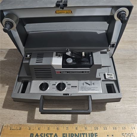 Kodak Instamatic M80 movie projector,