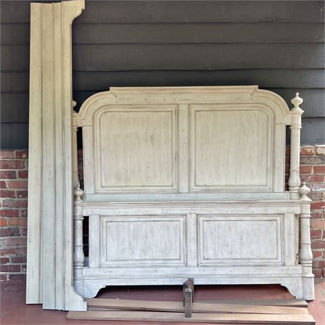 Distressed Rustic Farmhouse Style Queen Bed Frame