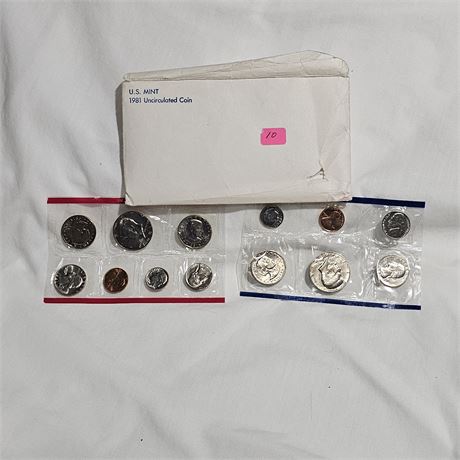 Lot of 2 U.S. Mint Uncirculated Coin Set, 1981 and 1981 D