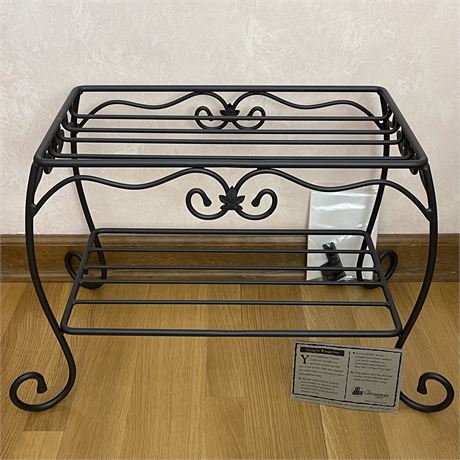 1996 Longaberger Wrought Iron Treasures Stand
