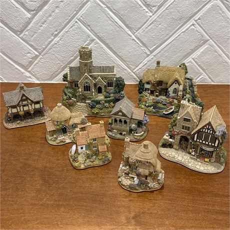 Collection of Lilliput Lane Cottages and Light-up Castle - Yrs 2000 to 2010