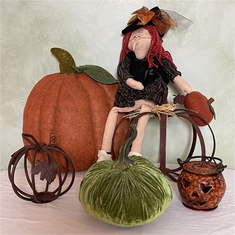 Rustic Style Witch and Pumpkin Table-Top Halloween Decor