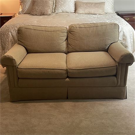 Sherrill Furniture Gold Tone with Green Undertone - Upholstered Loveseat