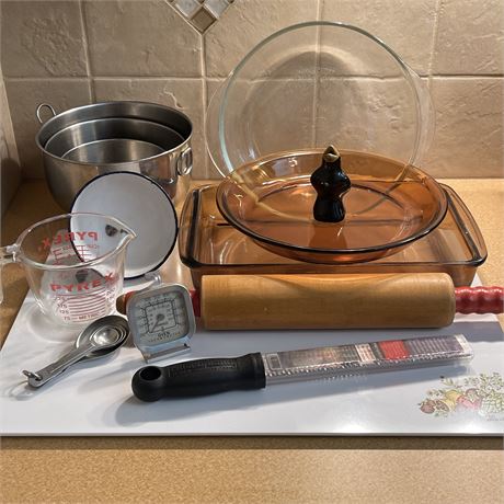 Misc. Kitchen Lot with Corning Wear Cutting Board, Pyrex Measuring Cup & More