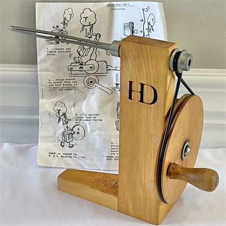 Boat Shuttle Bobbin Winder by Harrison Designs