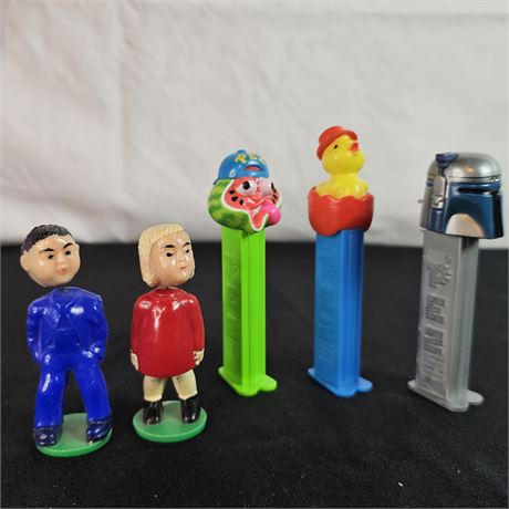 1950's Magnetic Kissing Dolls and Vtg PEZ Dispensers