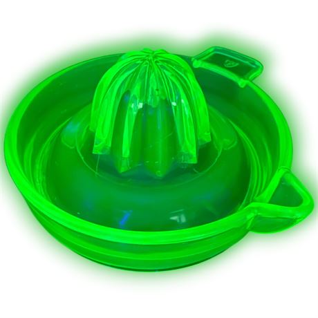 Vtg Uranium Federal Glass Juicer