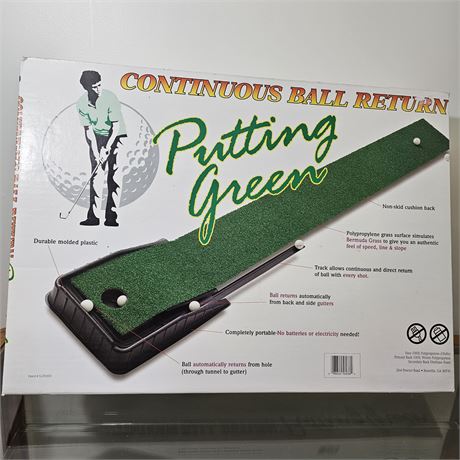 Putting Green In Original Box- *NEW*
