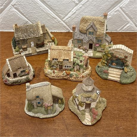 Collection of Lilliput Lane Cottages - Yrs 1987 - 1991
