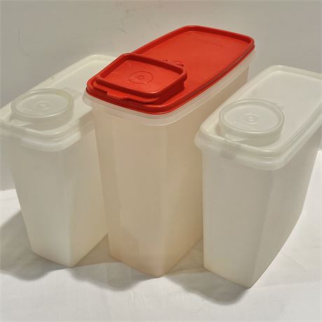 Vtg Lidded Tupperware Store and Pour Containers