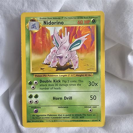 Nidorino Pokémon trading card