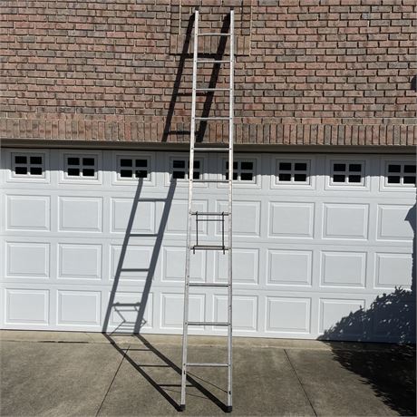 Aluminum 12 ft Ladder with Ladder Rung Step