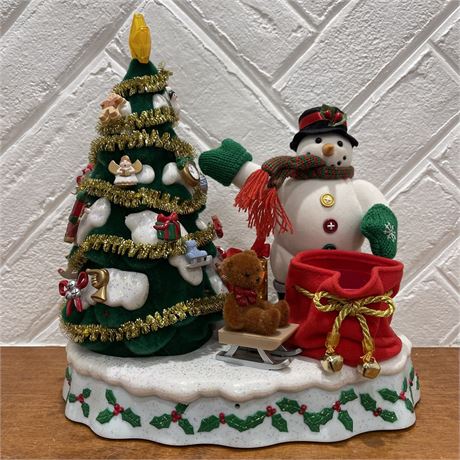 Avon Wonderful Countdown to Christmas Talking Light-up Snowman Advent Tree