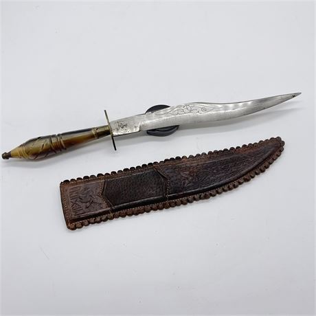 Mexican Carved Bull Horn Scorpion Tip Knife w/ Leather Sheath