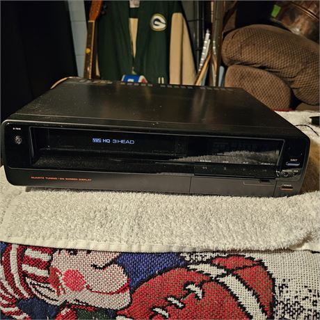 General Electric 9-7615 Video Cassette Recorder (VCR).