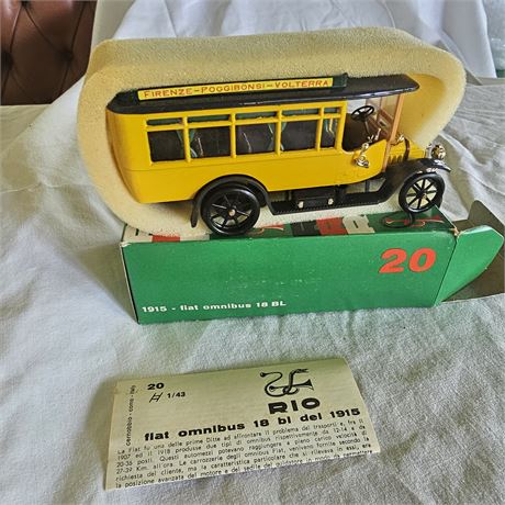 Rio Models 1/43 scale model of a 1915 Fiat Omnibus 18 BL  #20 model diecast