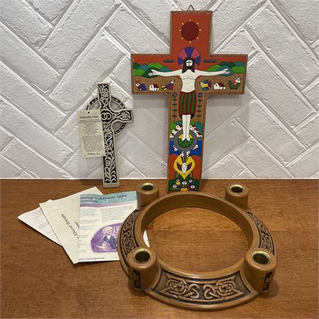 Celtic Knot Abbey Event Wreath w/ Ballinrobe Cross & Cross Made in El Salvadore