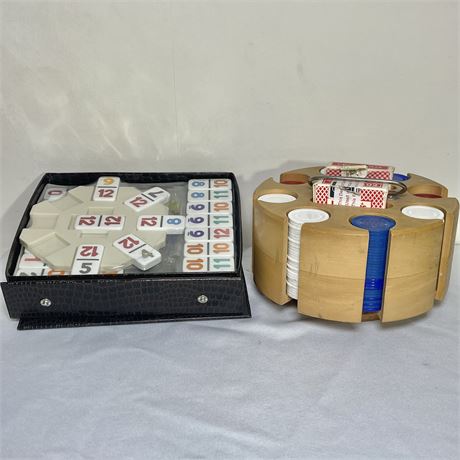 Double 12 Train Numerical Dominoes Set w/ Poker Chips & Cards in Carousel Caddy
