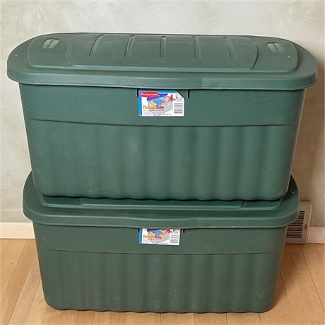 Pair of 40 Gallon Rubbermaid Rough Totes