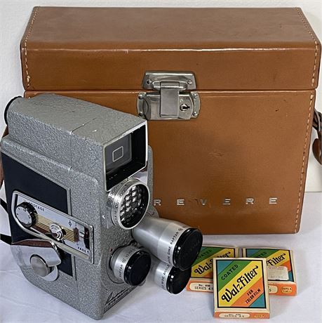 Revere Eye-Matic Magazine Eight Movie Camera Model CA-4 w/ Lens Filters & Case