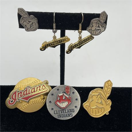 Chief Wahoo / Cleveland Indians Pins and Earrings in Gold and Silver Tone