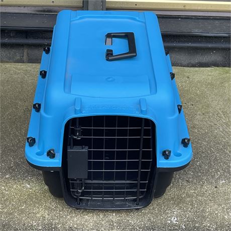 Pet Carrier by Ggreat Crate