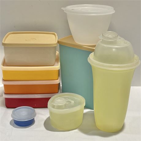 Vtg Misc Lidded Tupperware Containers